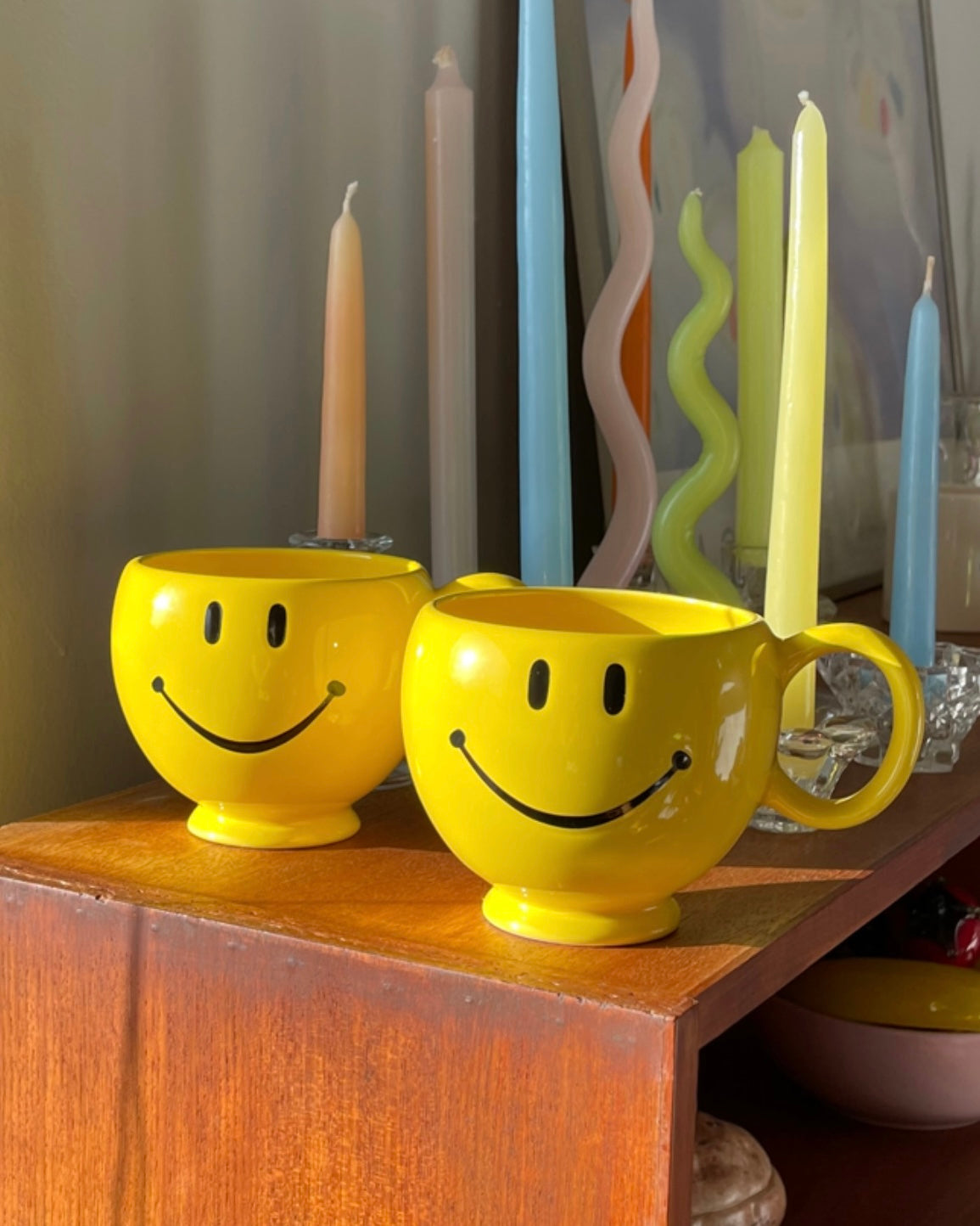 Smiley mugs (set of 2)