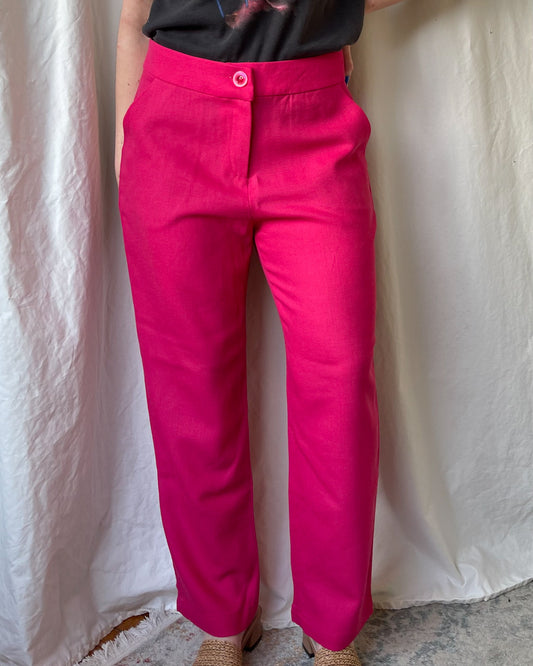 Pink cropped trousers