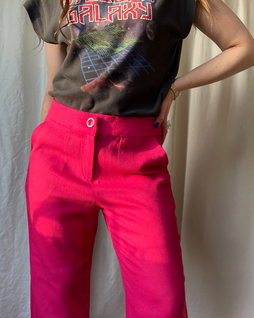 Pink cropped trousers