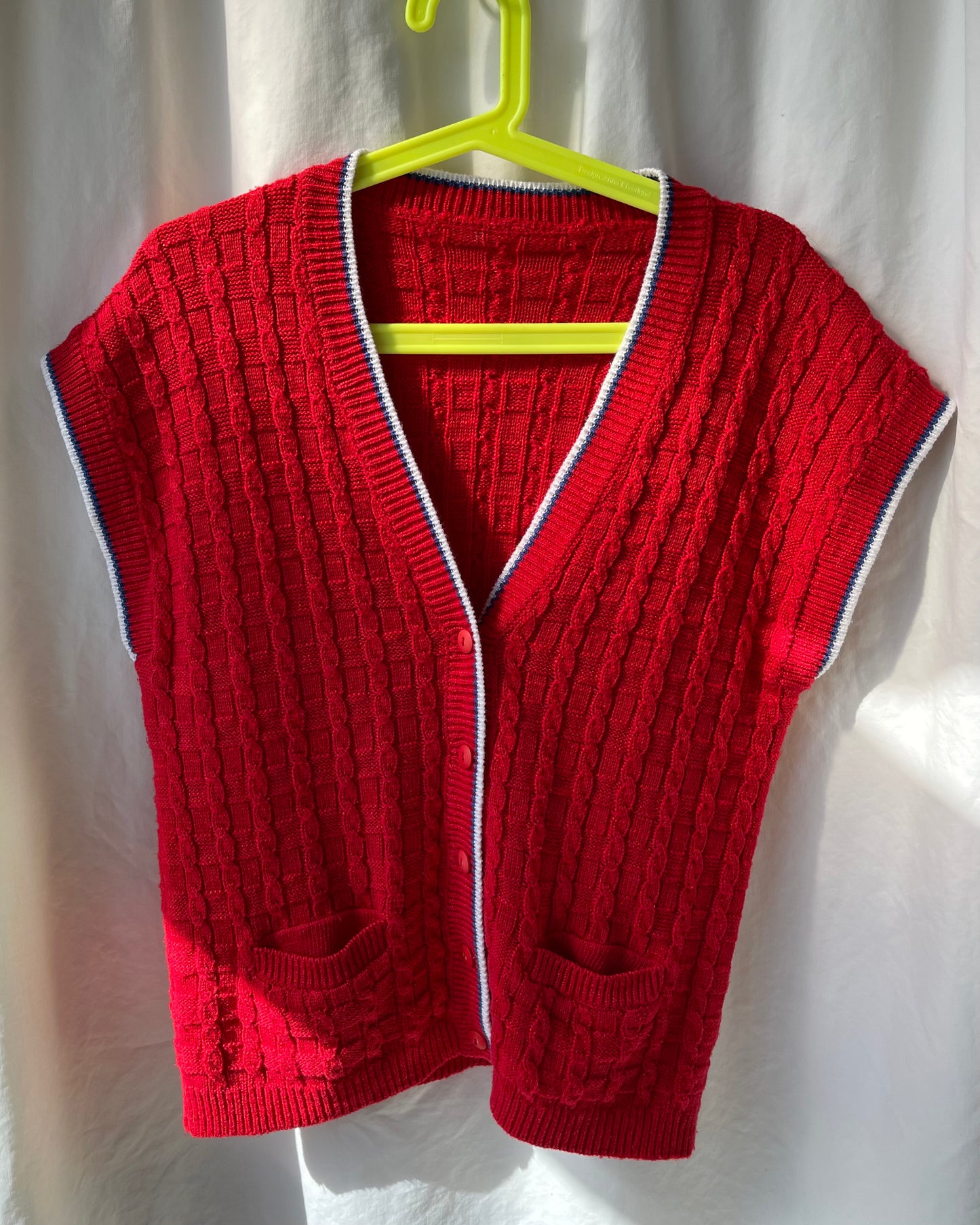 Knit vest