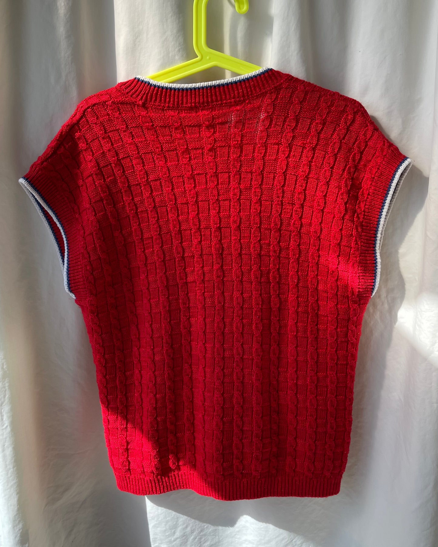 Knit vest